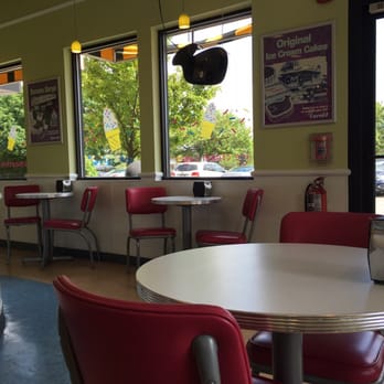 Carvel - Ice Cream & Frozen Yogurt Near Me - Canton, Michigan