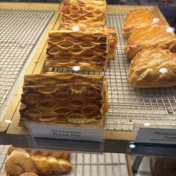 Paris Baguette - Bakeries Near Me - Diamond Bar, California