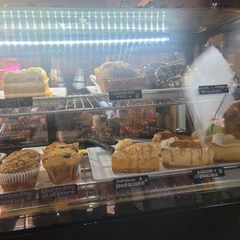 Moon Crust Cafe - Bubble Tea Near Me - Louisville, Kentucky Moon Crust Cafe - Bubble Tea Near Me - Louisville, Kentucky
