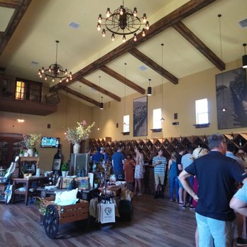 Robert Renzoni Vineyards - Nice vibes and strong AC for these summer days - Wineries Near Me - Temecula, California Robert Renzoni Vineyards - Nice vibes and strong AC for these summer days - Wineries Near Me - Temecula, California