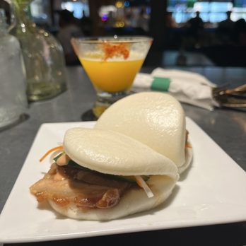 Vibes Kitchen & Bar - Pork bao buns - New American Near Me - Des Moines, Iowa