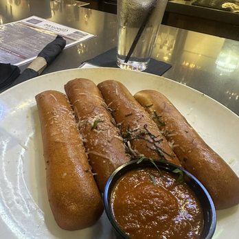 Sauced Bar and Oven - Stuffed breadsticks - Pizza Near Me - Little Rock, Arkansas Sauced Bar and Oven - Stuffed breadsticks - Pizza Near Me - Little Rock, Arkansas