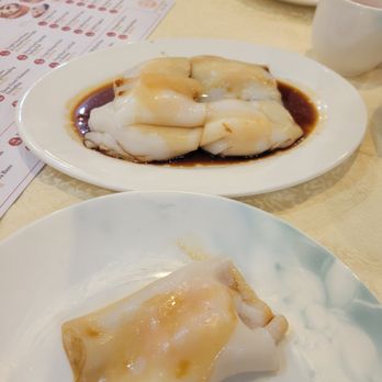 Wu's Dynasty - shrimp rice rolls - Dim Sum Near Me - New York, New York