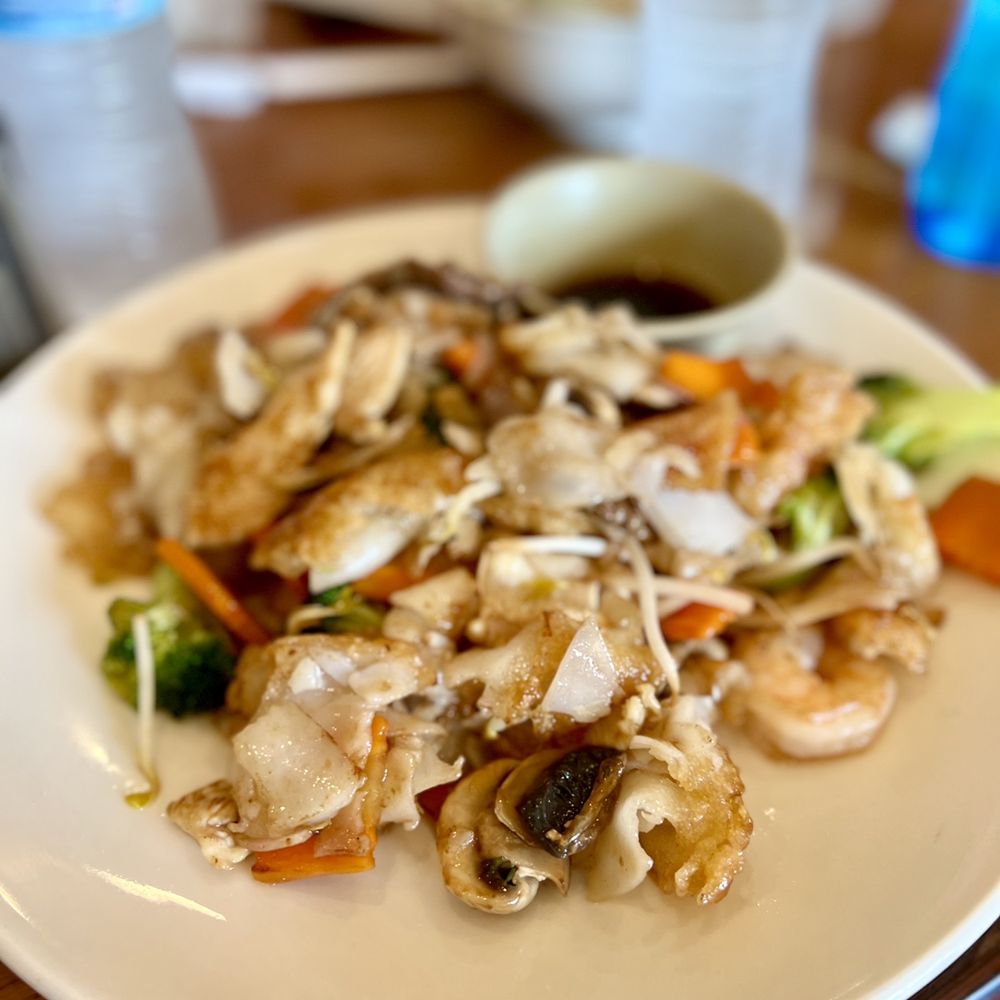 Pho Ha Noi Cuisine - Hi tieu ap chao combination meats - Juice Bars & Smoothies Near Me - Austin, Texas