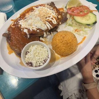 Chilango's Seafood Restaurant - Bistecs con chile relleno - Seafood Near Me - Kenner, Louisiana Chilango's Seafood Restaurant - Bistecs con chile relleno - Seafood Near Me - Kenner, Louisiana