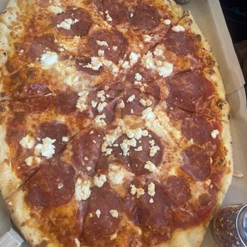 Holt's - Pizza Near Me - Park Ridge, Illinois