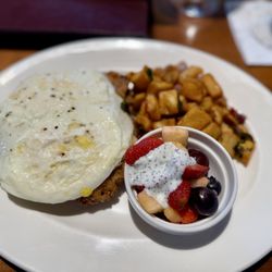 Winewood - Chicken Fried Ribeye & Eggs