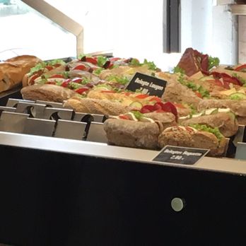 Da Bäckerei & Café - Udvalg af sandwich - Cafes Near Me - Berlin, BE