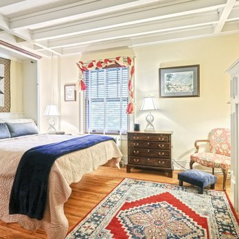 King's Cottage - Vacation Rentals Near Me - Lancaster, Pennsylvania
