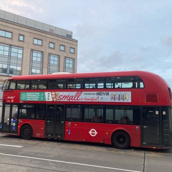 Tesco Express - Located in the bus station, Tesco Express has immediate impact in terms of customer traffic and in this case, the principles at work. - Grocery Near Me - London, XGL