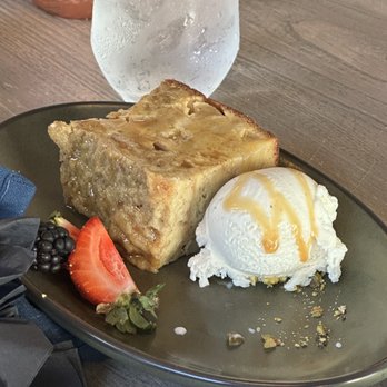 Junior Restaurant - Banana Pecan Bread Pudding - Lounges Near Me - Roseville, California Junior Restaurant - Banana Pecan Bread Pudding - Lounges Near Me - Roseville, California