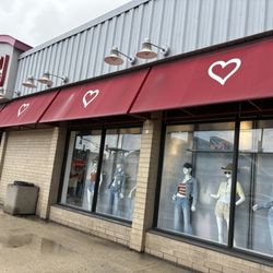 Discovery Clothing - The original grew up with this store