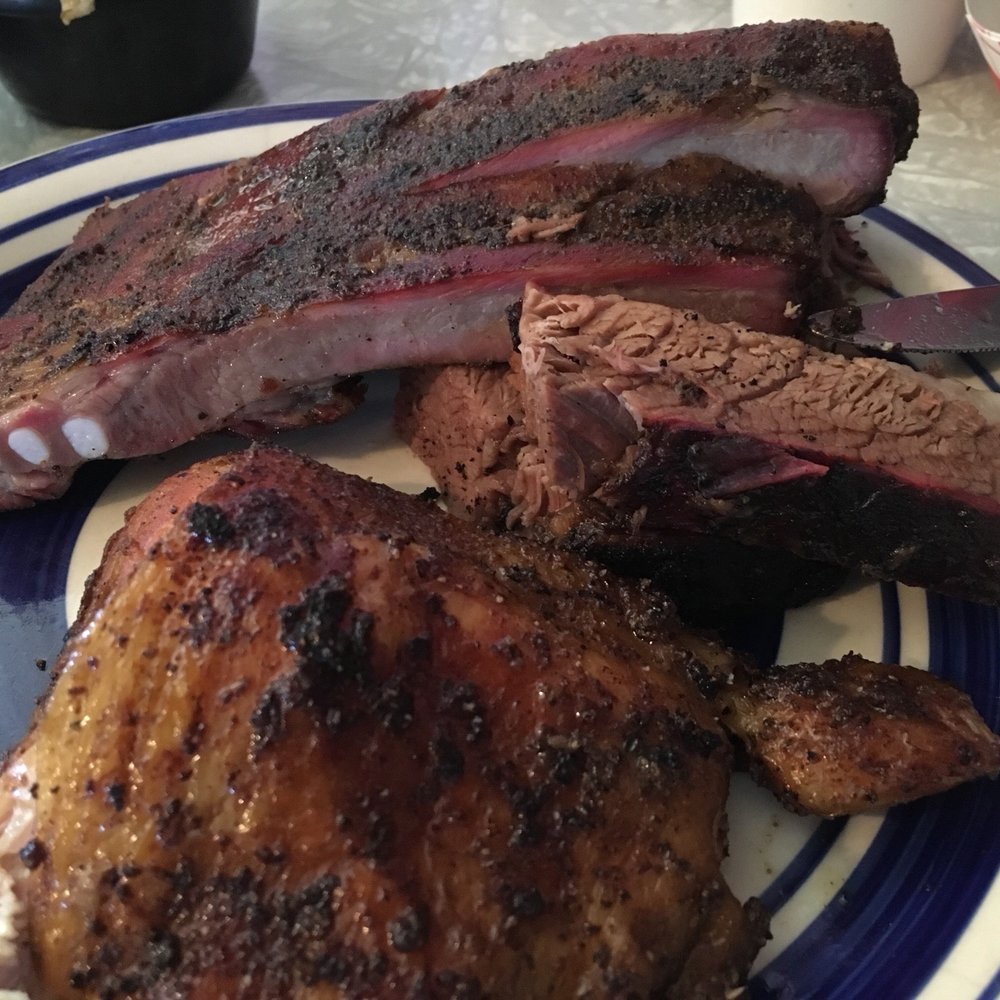 Sista White's Cafe - Ribs, brisket and chicken - Barbeque Near Me - Freeport, Texas Sista White's Cafe - Ribs, brisket and chicken - Barbeque Near Me - Freeport, Texas