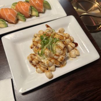 EAT'S SUSHI - BAKED SCALLOP ROLL - Sushi Bars Near Me - Costa Mesa, California
