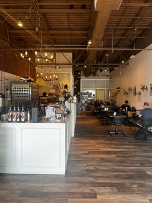 Shelli's Coffee + Social by null