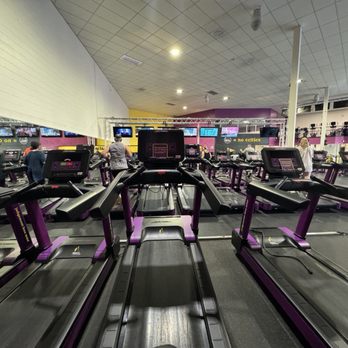 Planet Fitness - Gyms Near Me - Waltham, Massachusetts