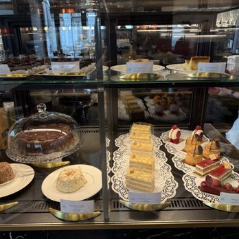 Cafe Sacher Wien - inside - Cafes Near Me - Vienna, 9