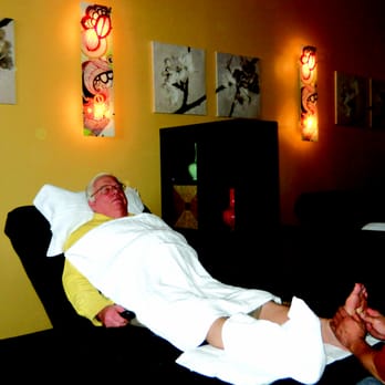 Top Feet - Electric Massage Chair.More comfortable. - Massage Near Me - Plano, Texas Top Feet - Electric Massage Chair.More comfortable. - Massage Near Me - Plano, Texas
