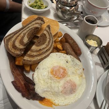Junior's - Amazing eggs, sausage - Breakfast & Brunch Near Me - Las Vegas, Nevada Junior's - Amazing eggs, sausage - Breakfast & Brunch Near Me - Las Vegas, Nevada