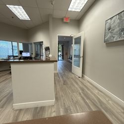 AIMS Urgent Care - Clean office