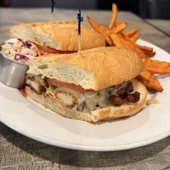 San Pedro Cafe - Crispy Buffalo Chicken Sandwich - Diners Near Me - San Pedro, California San Pedro Cafe - Crispy Buffalo Chicken Sandwich - Diners Near Me - San Pedro, California