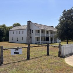 Fanthorp Inn State Historic Site - The inn
