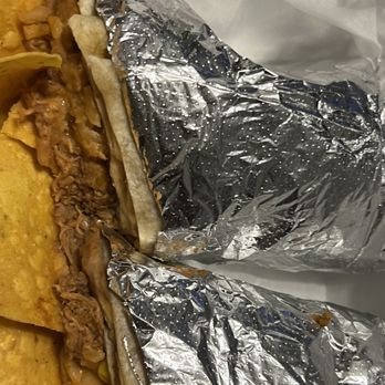 Tacos Wey & Grill - chicken burrito - Mexican Near Me - St Louis, Missouri