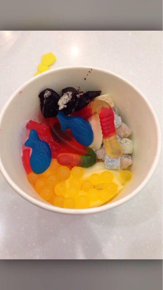 TUTTI FRUTTI FROZEN YOGURT Updated September 2024 233166th Street