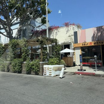 Great White - Outside of Great White patio - New American Near Me - Los Angeles, California Great White - Outside of Great White patio - New American Near Me - Los Angeles, California