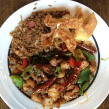 Cilantro - Lunch special with fried rice - Szechuan Near Me - Cambridge, Massachusetts Cilantro - Lunch special with fried rice - Szechuan Near Me - Cambridge, Massachusetts