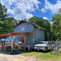 Holland Farms Produce - Business front.