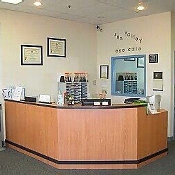 Sun Valley Eye Care - Front desk - Optometrists Near Me - Chandler, Arizona