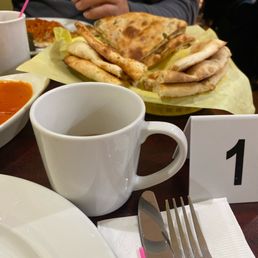 Super yummy aloo naan and garlic Naan! Super yummy aloo naan and garlic Naan!