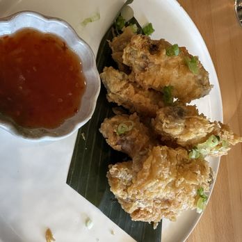 Manon - Chicken Wings 7 wonderful - Thai Near Me - Fullerton, California Manon - Chicken Wings 7 wonderful - Thai Near Me - Fullerton, California