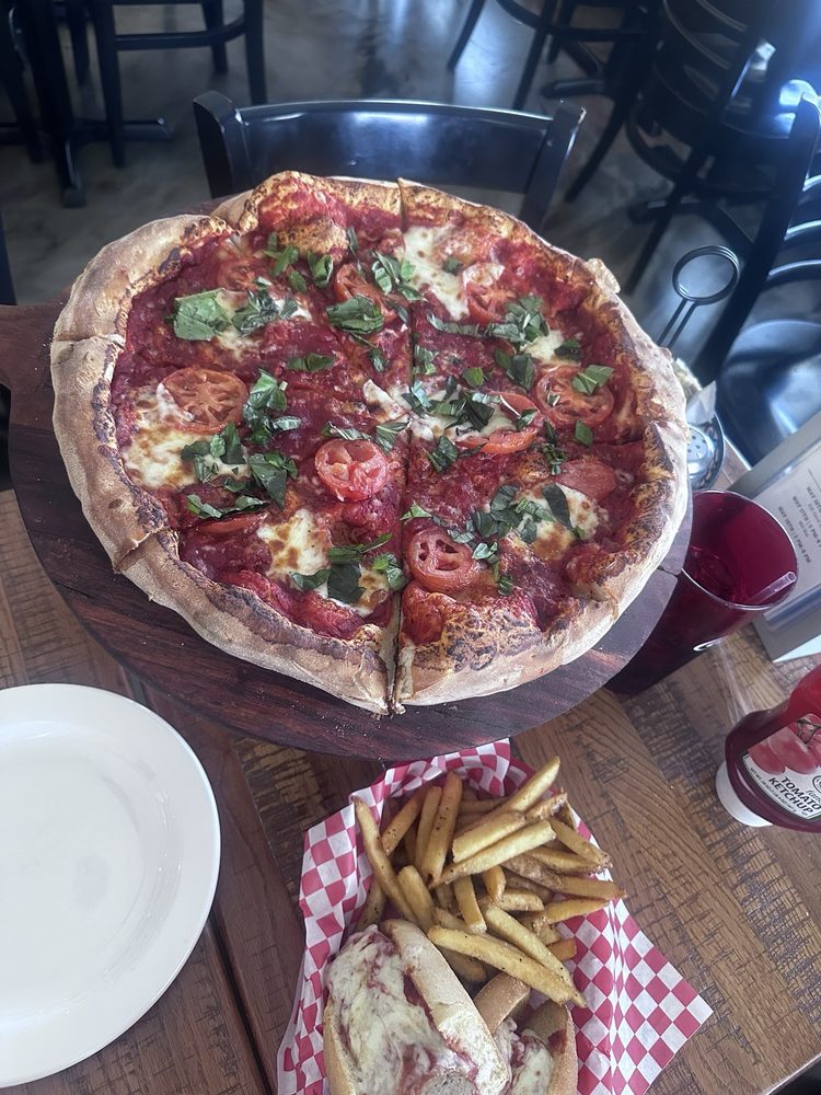 Harbor Grill & Pizza