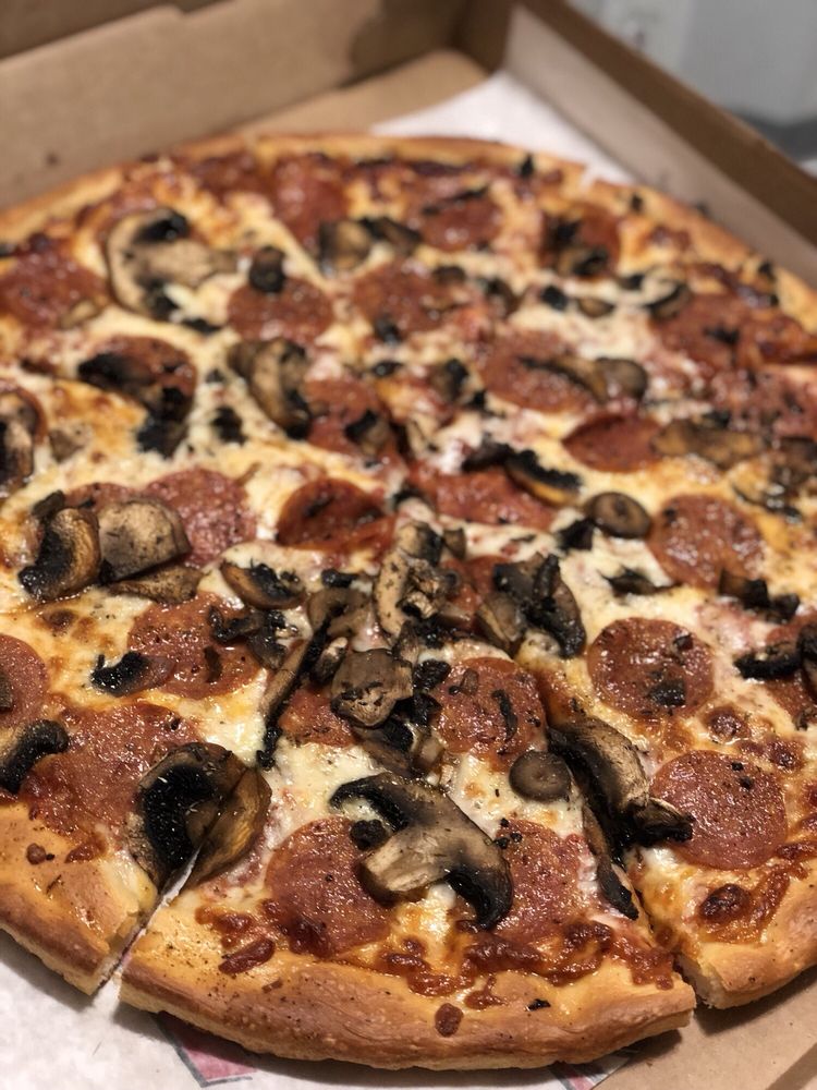 NEWTON CORNER HOUSE OF PIZZA 39 Reviews 127 Galen St, Watertown