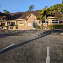 Collingswood Animal Hospital - Front of building