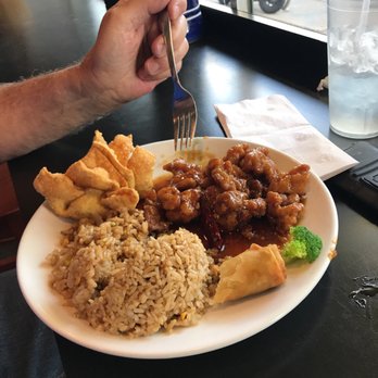 West End Wok - General so chicken - Chinese Near Me - Saint Louis, Missouri West End Wok - General so chicken - Chinese Near Me - Saint Louis, Missouri