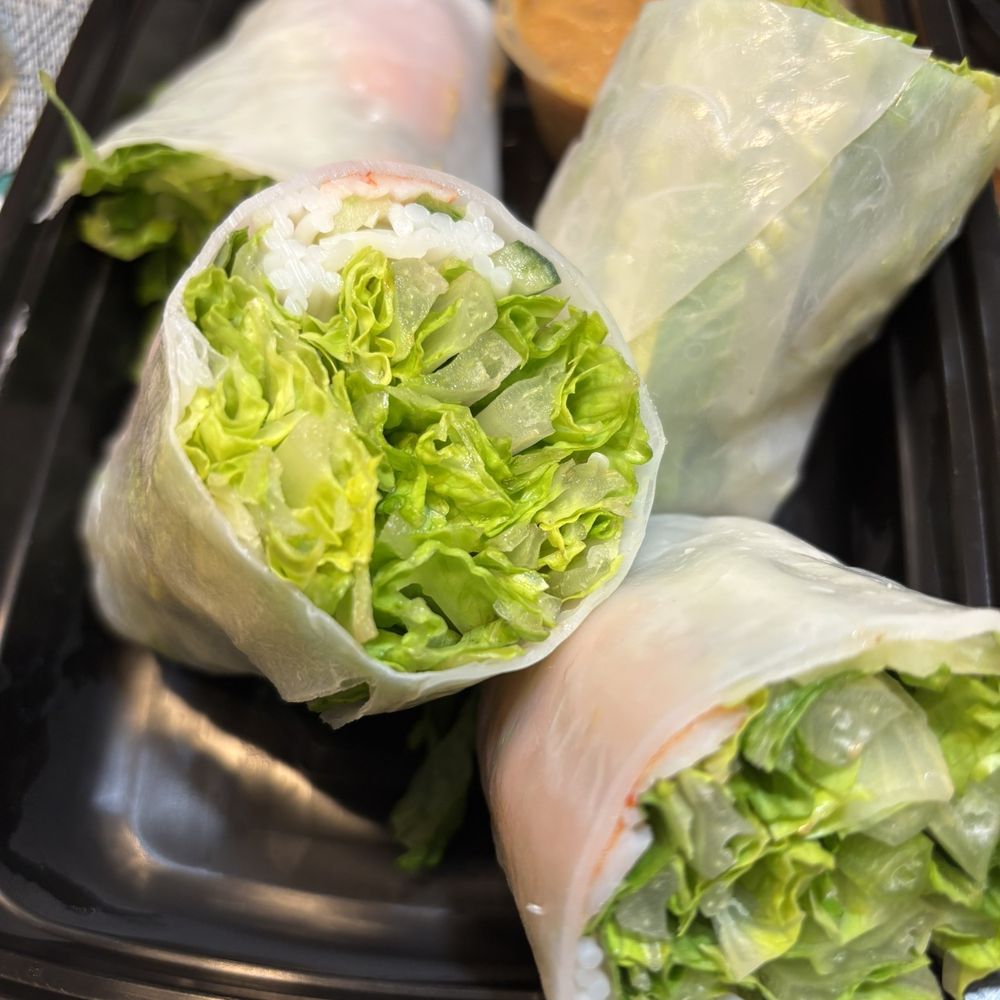 Vietnamese spring roll with peanut sauce Vietnamese spring roll with peanut sauce