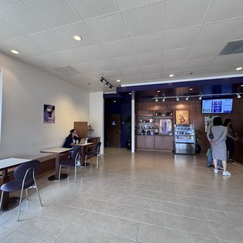Smoking Tiger Coffee Lab - Seating area - Cafes Near Me - Arcadia, California