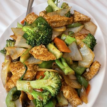 Hot Lobster Dim Sum - Tofu with vegetables - Dim Sum Near Me - Niagara Falls, Ontario Hot Lobster Dim Sum - Tofu with vegetables - Dim Sum Near Me - Niagara Falls, Ontario