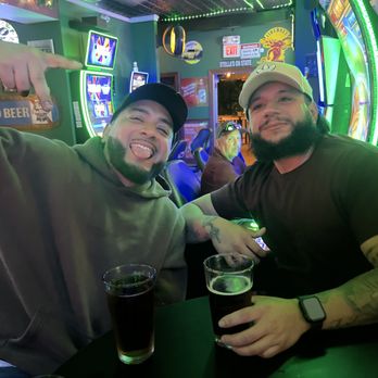 Stella's On State - Dive Bars Near Me - Lockport, Illinois Stella's On State - Dive Bars Near Me - Lockport, Illinois