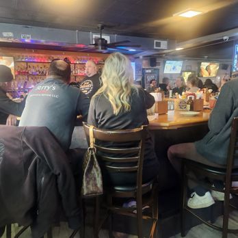 Joe Mamas - Bars Near Me - Colgate, Wisconsin