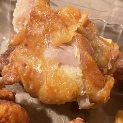 Veneto's Pizza - Raw chicken wing