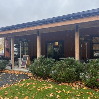 Social Eats Café - Project 607 - Exterior front porch seating - Breakfast & Brunch Near Me - Oneonta, New York