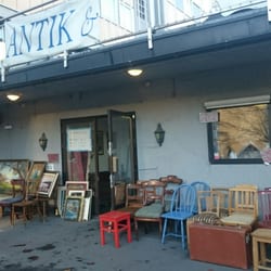 Homansbyen Antik & Brukt - Loads of older furniture and antiques