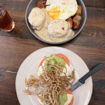 Scratch - Cali Benedict & the Biscuits & Gravy - Breakfast & Brunch Near Me - Independence, Ohio Scratch - Cali Benedict & the Biscuits & Gravy - Breakfast & Brunch Near Me - Independence, Ohio