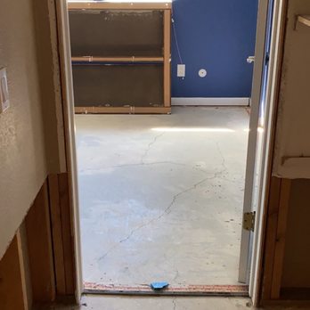 Immediate Response Restoration - an open doorway leading into a room - General Contractors Near Me - Lawndale, California
