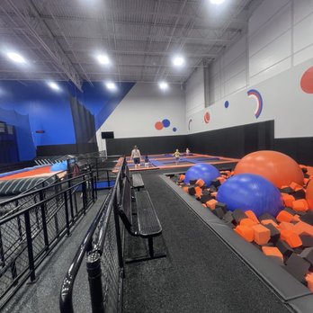 Sky Zone - Trampoline Parks Near Me - Saratoga Springs, Utah Sky Zone - Trampoline Parks Near Me - Saratoga Springs, Utah