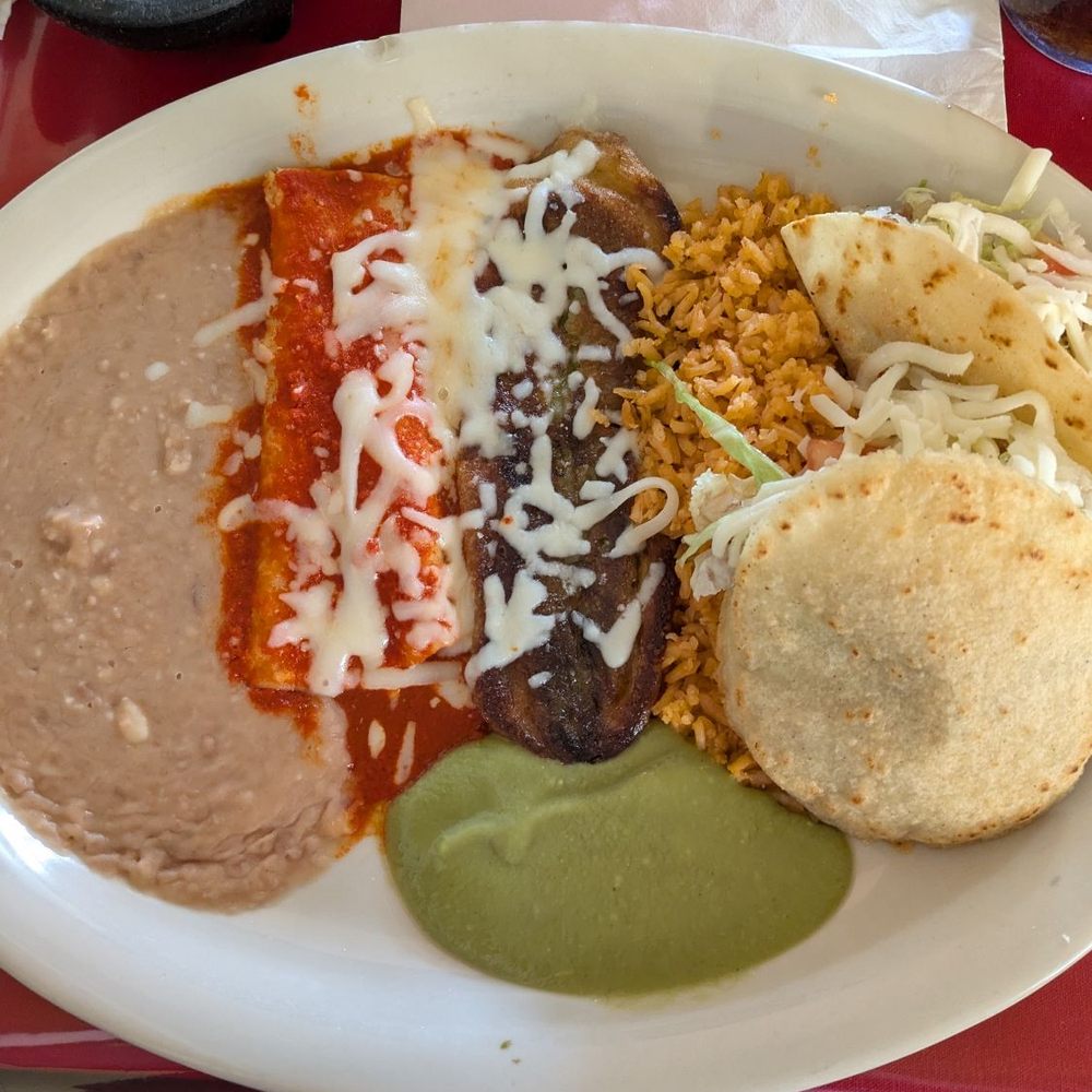 Martha's Mexican Restaurant - Mexican Plate - Mexican Near Me - El Paso, Texas